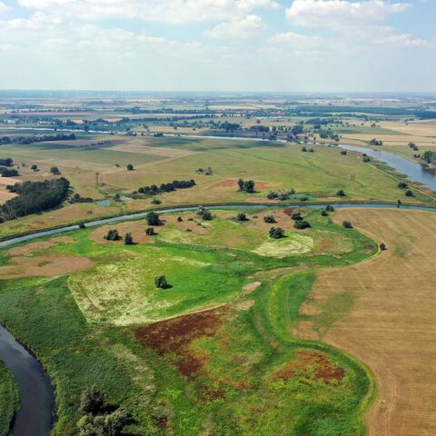 Flusslandschaft aus Vogelperspektive